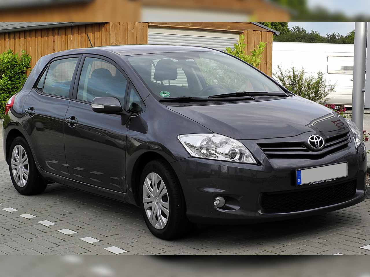 Toyota Auris 2011